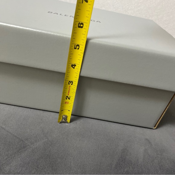 - Balenciaga Storage Empty Shoe Box W Tissue /booklet . 13”x9x5.25” - Picture 3 of 7